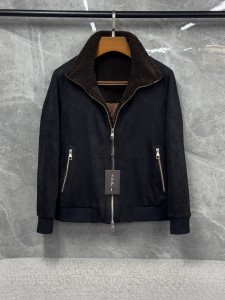 Мужская куртка Kiton черная