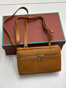 Женская сумка Loro Piana коричневая