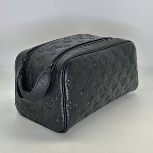 Косметичка Louis Vuitton черная