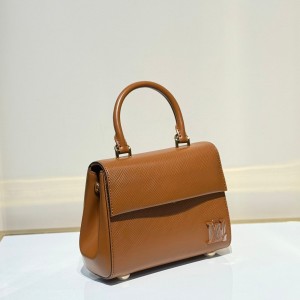 Женская сумка Louis Vuitton коричневая