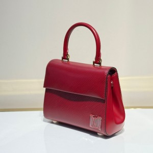 Женская сумка Louis Vuitton красная