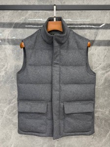 Мужская жилетка Loro Piana серая