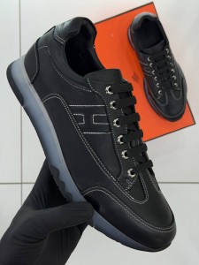 Мужские кроссовки Hermes черные