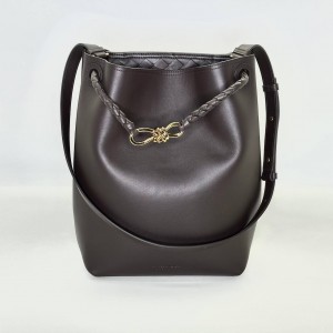 Женская сумка Bottega Veneta шоколадная