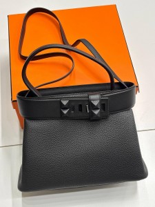 Женская сумка Hermes черная Женская сумка Hermes черная