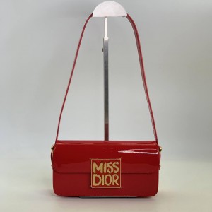 Женская сумка Miss Dior красная