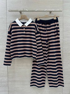 Женский костюм Chanel черный