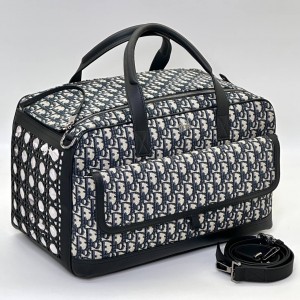 Доронжная переносная сумка Christian Dior