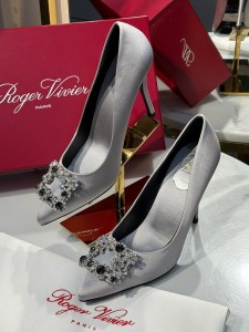 Женски туфли Roger Vivier