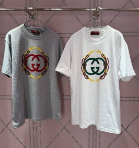 Женская футболка Gucci