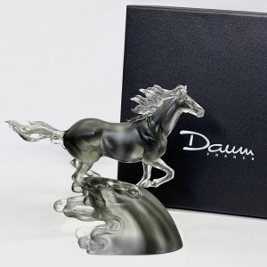Статуэтка лошадь Daum