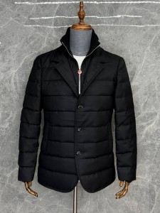 Мужская куртка Kiton черная