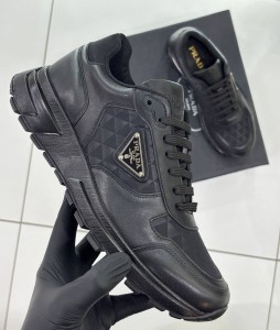 Мужские кроссовки Prada черные