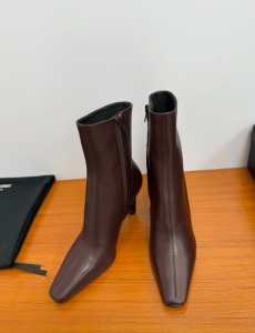 Женские ботильоны Saint Laurent шоколадные