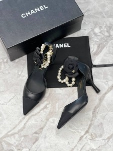 Женские туфли Chanel черные