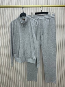 Мужской костюм Loro Piana серый