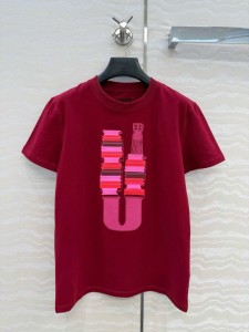 Женская футболка Hermes бордовая