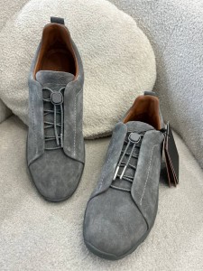 Мужские замшевые кроссовки Zegna серые
