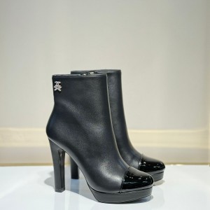 Женские ботильоны Chanel черные