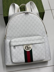 Рюкзак Gucci белый