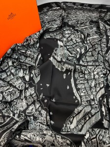 Женский платок Hermes
