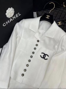Женская леновая рубашка Chanel белая