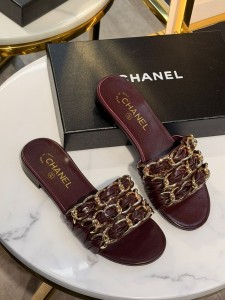 Женские шлепанцы Chanel
