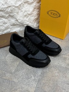 Мужские кроссовки Tods