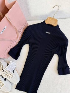 Женская трикотажная футболка Miu Miu