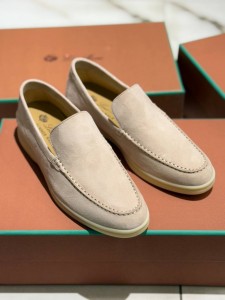 Женские лоферы Loro Piana