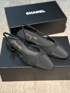 Женские босоножки Chanel