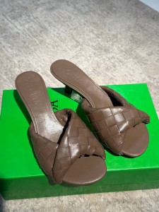 Женские босоножки Bottega Veneta