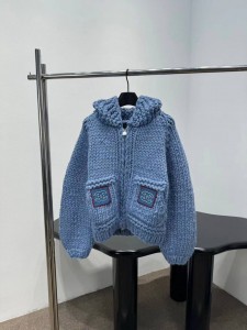 Женский бомбер Chanel Женский бомбер Chanel