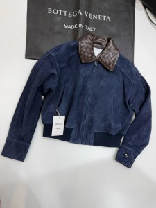 Женская замшевая куртка Bottega Veneta