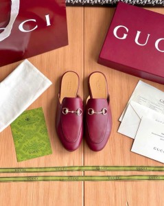 Женские мюли Gucci