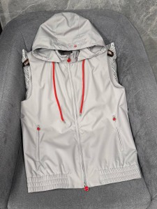 Мужская жилетка Kiton