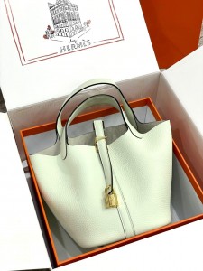 Женская сумка Hermes Picotin Женская сумка Hermes Picotin