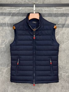 Мужская жилетка Kiton