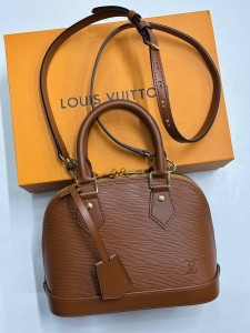 Женская сумка Louis Vuitton Женская сумка Louis Vuitton