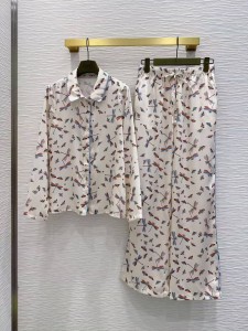 Женский костюм Gucci