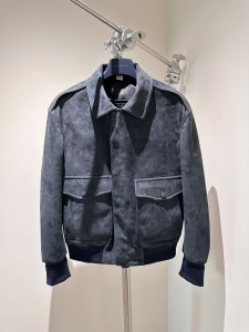 Мужская замшевая куртка Berluti