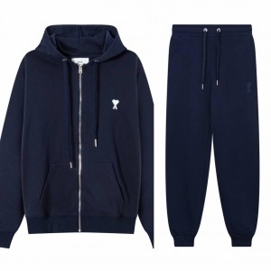 Женский спортивный костюм Ami