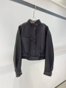 Женская кожаная куртка Bottega Veneta