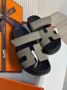 Женские шипры Hermes зеленые