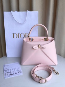 Женская сумка Christian Dior розовая