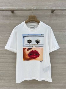Женская футболка Saint Laurent