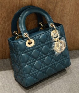 КОЖАНАЯ СУМКА CHRISTIAN DIOR LADY SMALL 20 СМ