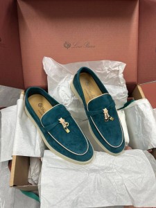ЖЕНСКИЕ ЗАМШЕВЫЕ ЛОФЕРЫ LORO PIANA