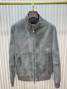 Мужская замшевая куртка Zegna серая