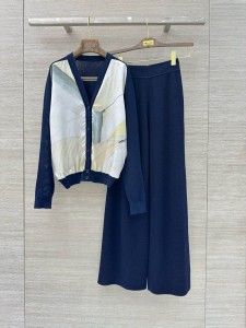 ЖЕНСКИЙ КОСТЮМ LORO PIANA СИНИЙ
